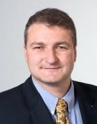 Dr. Reinhard Kienberger